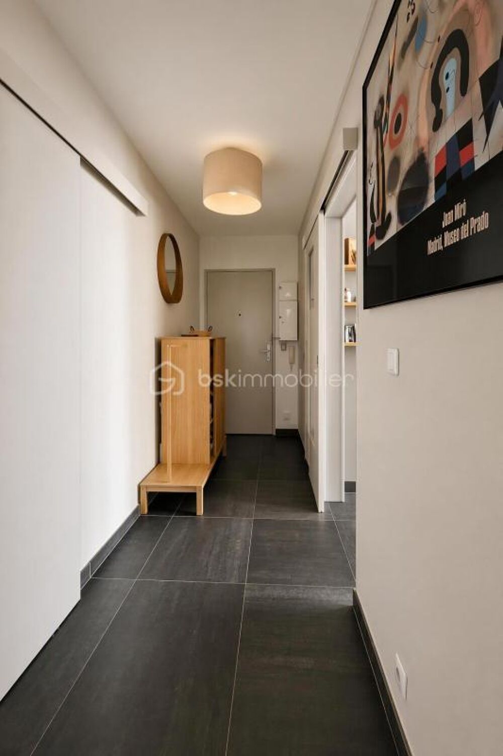 T4 EN PARFAIT ETAT ALLIANT VOLUME ET LUMINOSITE A PROXIMITE DE TOUTES COMMODITES