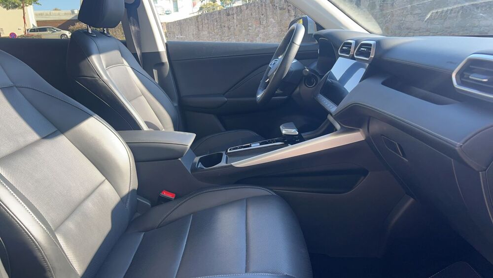 MG.ZS III 1.5 L HYBRID+ 197 ch Luxury - Premi&egrave;re main Garantie con 2025 occasion 49300 Cholet