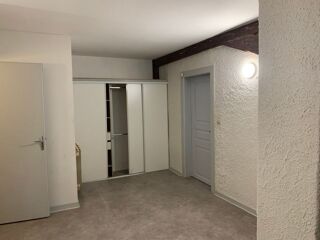  Appartement à louer 2 pièces 60 m²