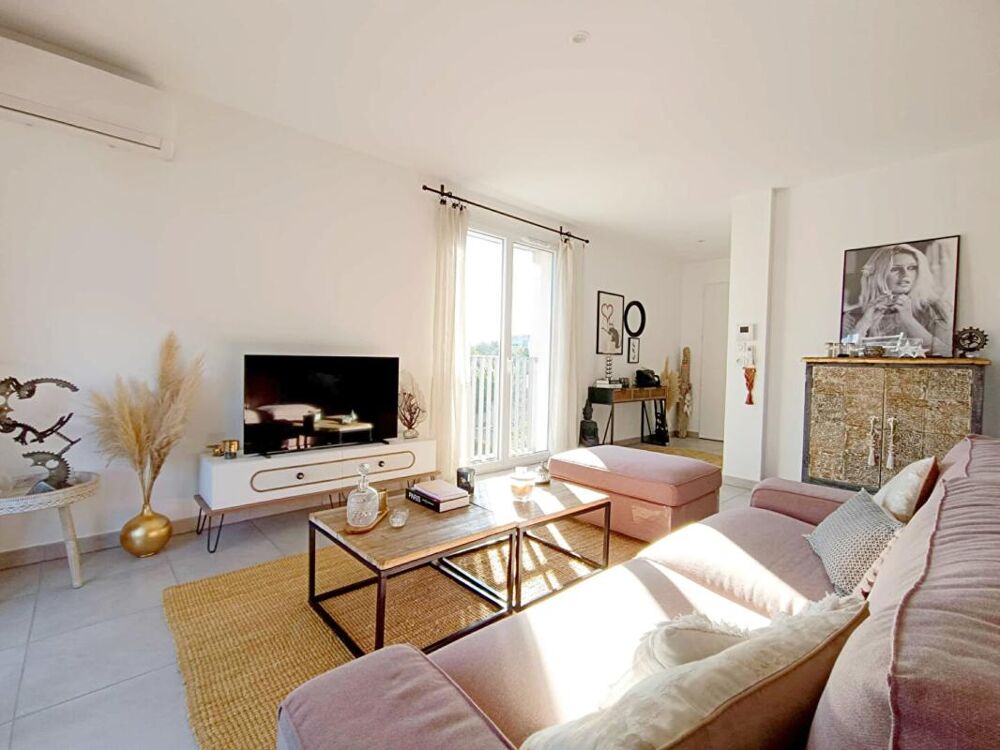 Vente Appartement Appartement Istres 3 pièce(s) 75 m2 , Balcon et Deux places parking Istres