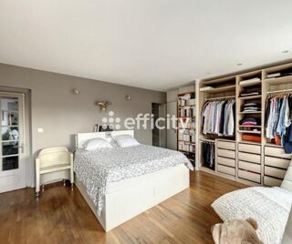  Maison � vendre 7 pi�ces 228 m�