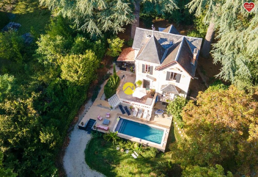 Maison 6 pièces 160 m² · à Val de Louyre Et Caudeau · 160 m² · 420 000 €
