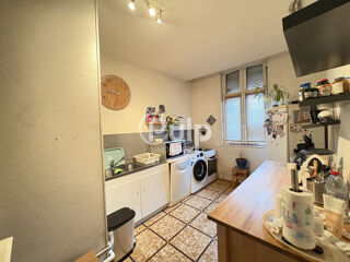  Immeuble � vendre 10 pi�ces 256 m�