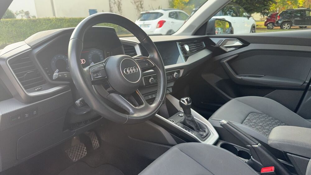 A1 II 1.0 TFSI 110 S-Tronic7 Design - Automatique Entretien con 2023 occasion 94370 Sucy En Brie