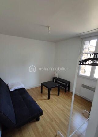  Immeuble à vendre 12 pièces 330 m²