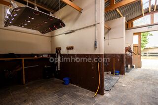  Propri�t�/ch�teau � vendre 7 pi�ces 150 m�