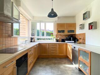  Maison � vendre 8 pi�ces 150 m�