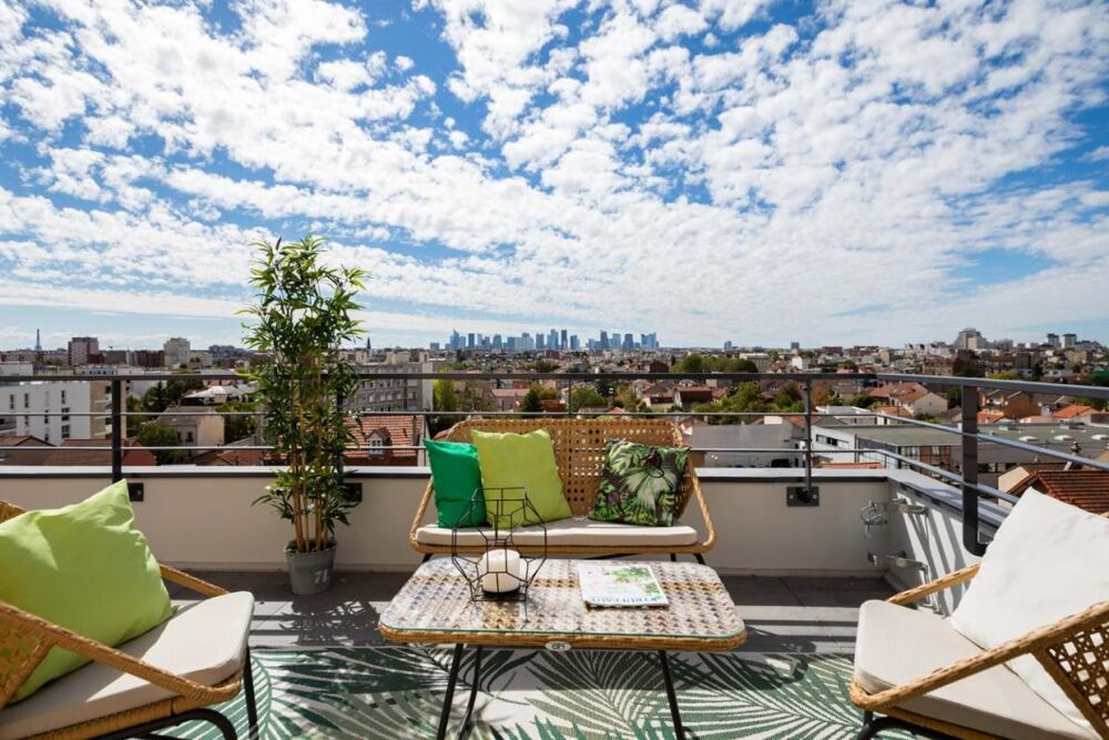 Vente Appartement 4 PIÈCES offrant <br>126m² de surface privative / Parking Evian les bains