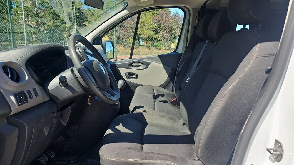 Trafic Combi 1.6 dCi 125 Life 2018 occasion 31370 Montastruc Saves