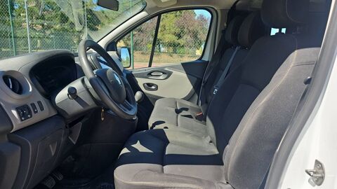 Trafic Combi 1.6 dCi 125 Life 2018 occasion 31370 Montastruc Saves