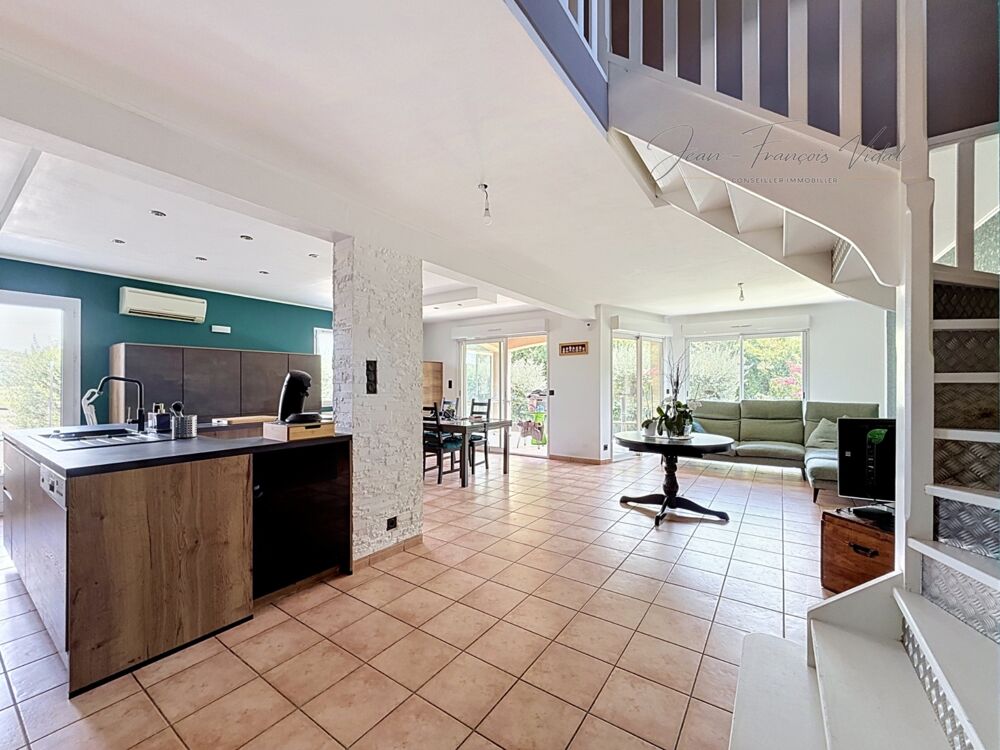 Vente Maison Saint-Paul-Trois-Châteaux : vivez au calme face aux champs, à 10 minutes à pied du centre-ville ! Saint paul trois chateaux