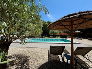  Maison � vendre 8 pi�ces 235 m�