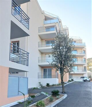  Appartement à louer 3 pièces 62 m²