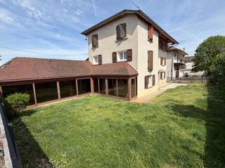  Immeuble � vendre 10 pi�ces 317 m�