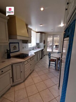  Maison à vendre 8 pièces 225 m²
