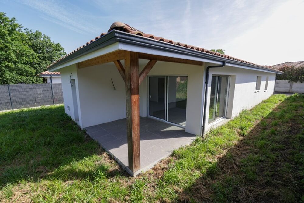 Dpt Landes (40), DAX - LUMINEUSE ET SPACIEUSE MAISON CONTEMPORAINE - 4 PIECES- ENVIRONNEMENT CALME