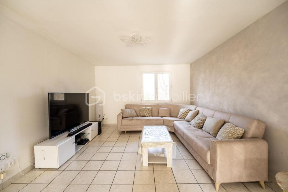 Vente Maison Maison familiale lumineuse avec grand jardin et sous-sol Villefontaine