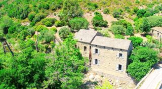  Propriété/château à vendre 5 pièces 142 m²