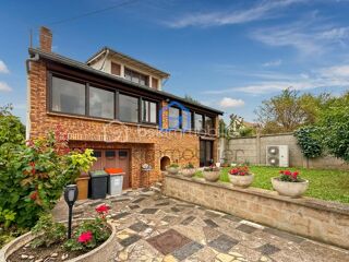  Maison � vendre 8 pi�ces 185 m�