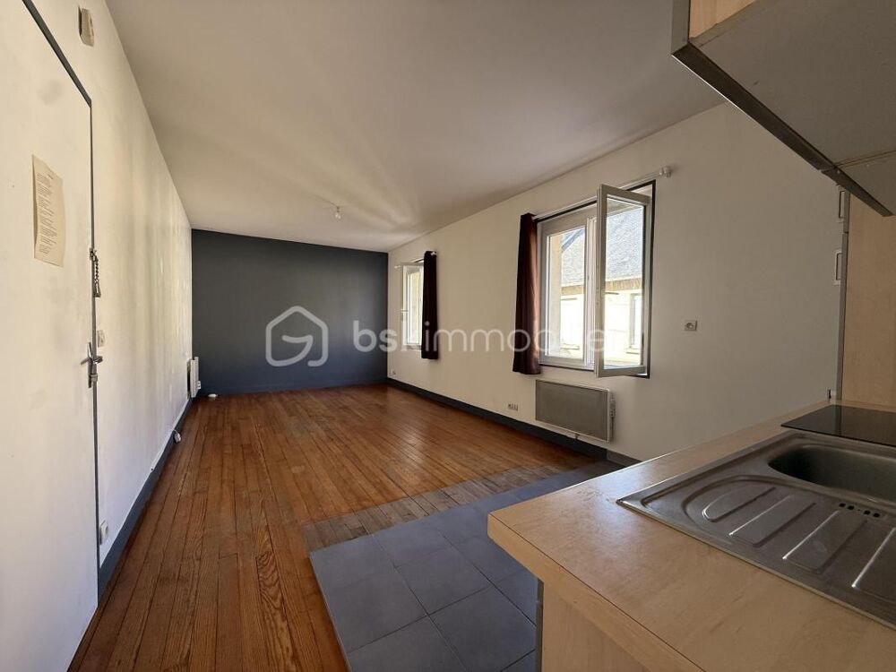 Appartement avec fort potentiel, garage, parking  Lisieux