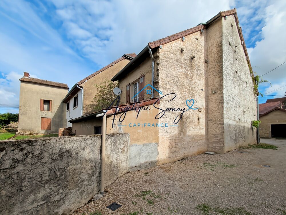Vente Maison CESANCEY - Maison à rénover avec balcon, combles aménageables Cesancey