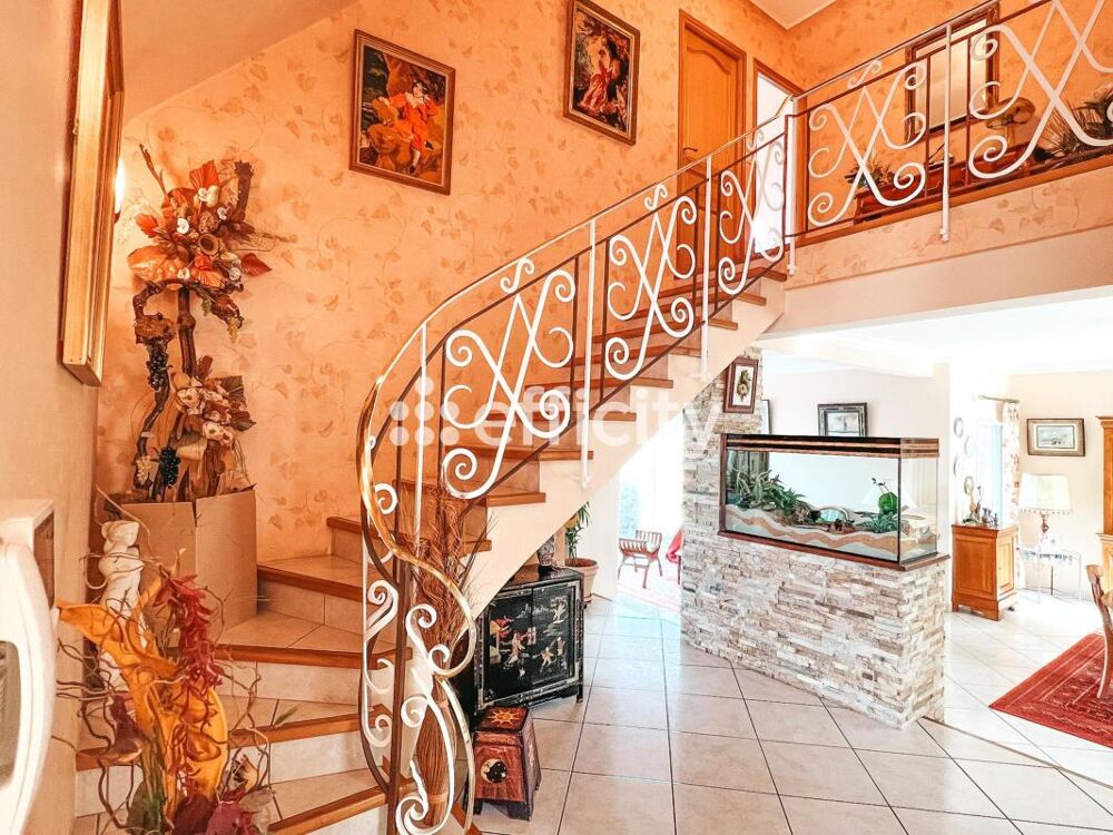 à vendre  Maison Saint-Quay-Perros (22700)