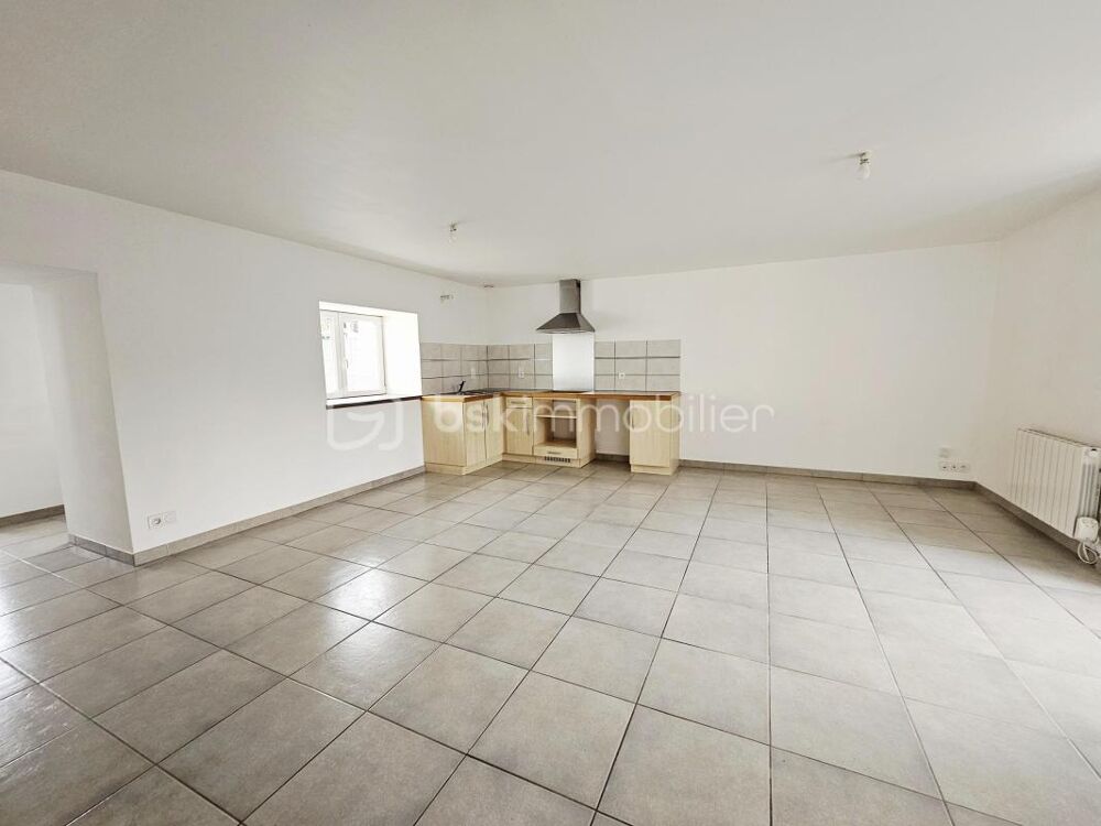 Vente Maison RIEUX – Maison de caractère avec 2 chambres et beau potentiel Rieux