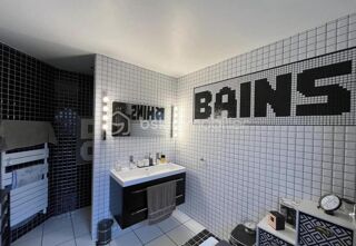  Propriété/château à vendre 7 pièces 153 m²