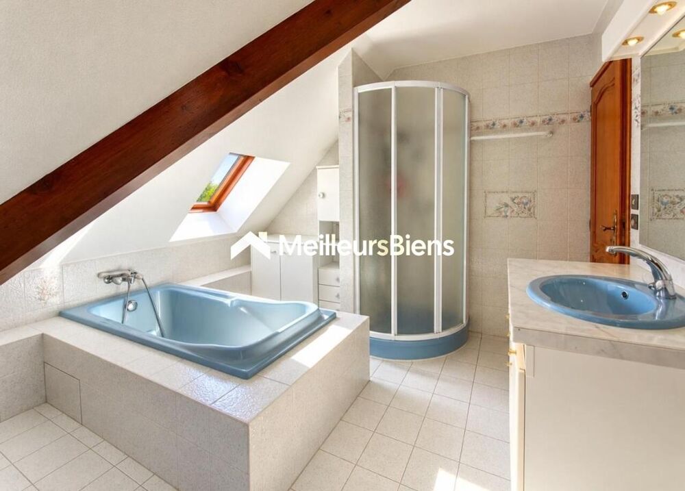 à vendre  Maison Ornex (01210)