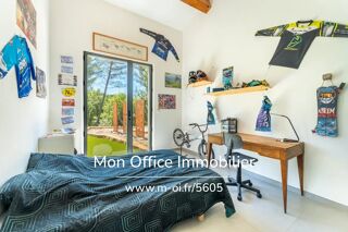  Villa à vendre 5 pièces 220 m²
