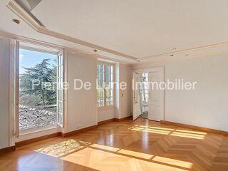  Propriété/château à vendre 10 pièces 426 m²