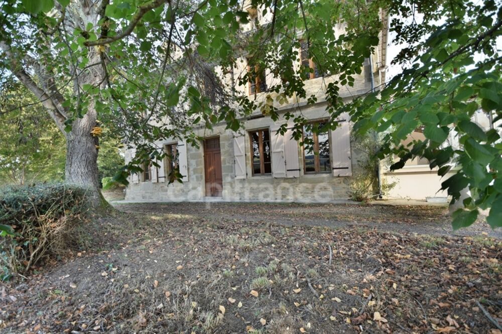 Vente Maison Corps de ferme surface habitable 300m2 - 6 chambres - dépendances Brugnac