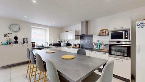   Maison de ville 5 chambres Maison - 6 pice(s) - 256 m