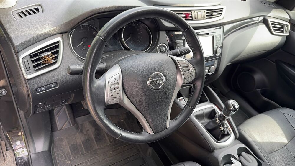 Qashqai 1.2 DIG-T 115 2WD Tekna 2016 occasion 02100 Saint Quentin