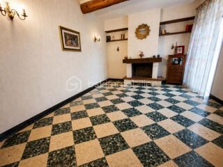  Propriété/château à vendre 10 pièces 200 m²