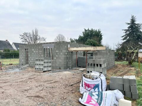   Soucelles: Maison T4 + Bureau - 107m2  - Parcelle : 379m2 Maison - 5 pi�ce(s) - 107 m�