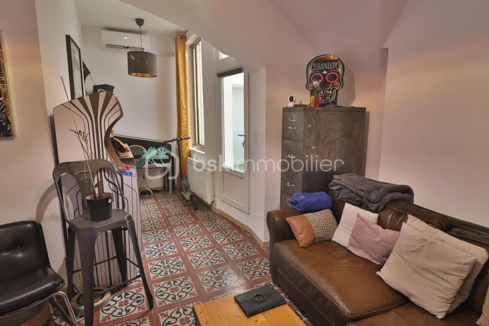Vente Maison Maison de village R+2, 97m², 3 chambres, terrasses Montfrin