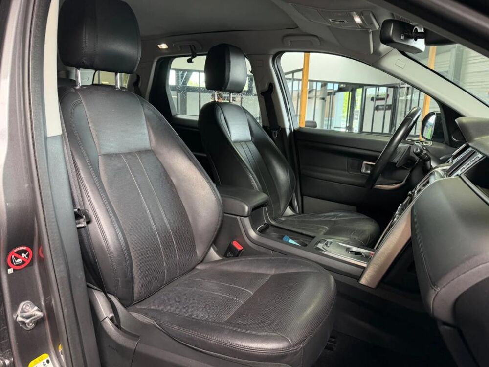 Discovery sport 2.0 TD4 16V 4x4 5PL 180 cv HSE 2018 occasion 17139 Dompierre-sur-Mer