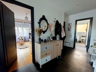 Immeuble à vendre 15 + pièces 295 m² Dijon