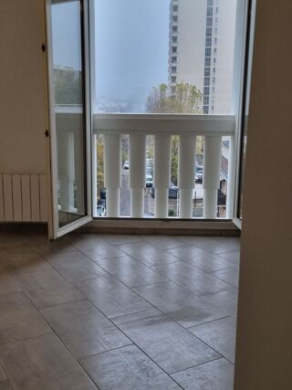  Appartement à louer 1 pièce 19 m²