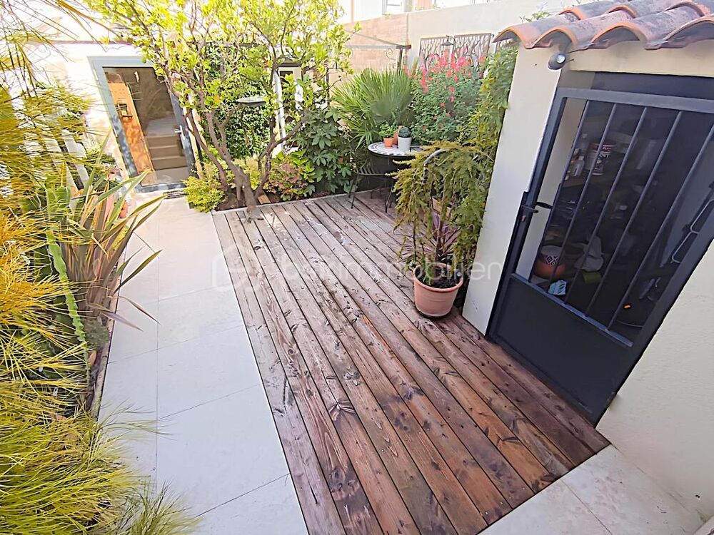 Vente Maison À VENDRE – SOMPTUEUSE MAISON HAUT DE GAMME 5 PIÈCES DE 131 m² AVEC BUREAU, PIÉCE POLYVALENTE, JARDIN, COUR TROPICALE ET GARAGE – Six fours les plages