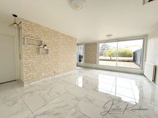  Duplex/triplex  vendre 4 pices 76 m