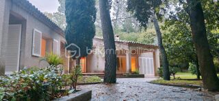 Vente Villa NIMES - VILLA de 177 M² AU COEUR D'UN ECRIN DE VERDURE - 5 MINUTES A PIED DES JARDINS DE LA FONTAINE ET DE LA TOUR MAGNE Nimes