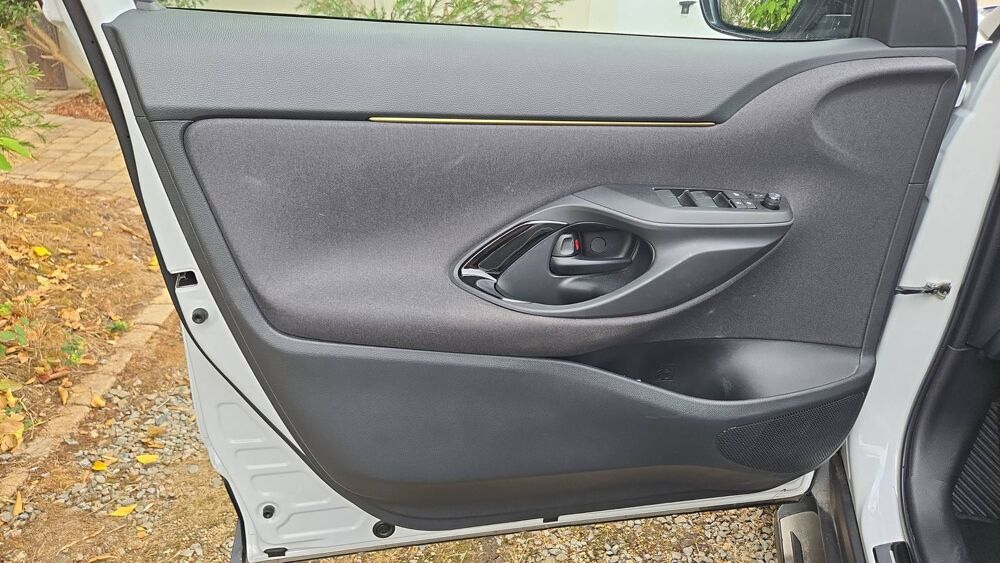 Yaris Cross 1.5 VVTi 116 Hybrid E-CVT Trail - Premi&egrave;re main Entretien co 2024 occasion 35400 Saint Malo