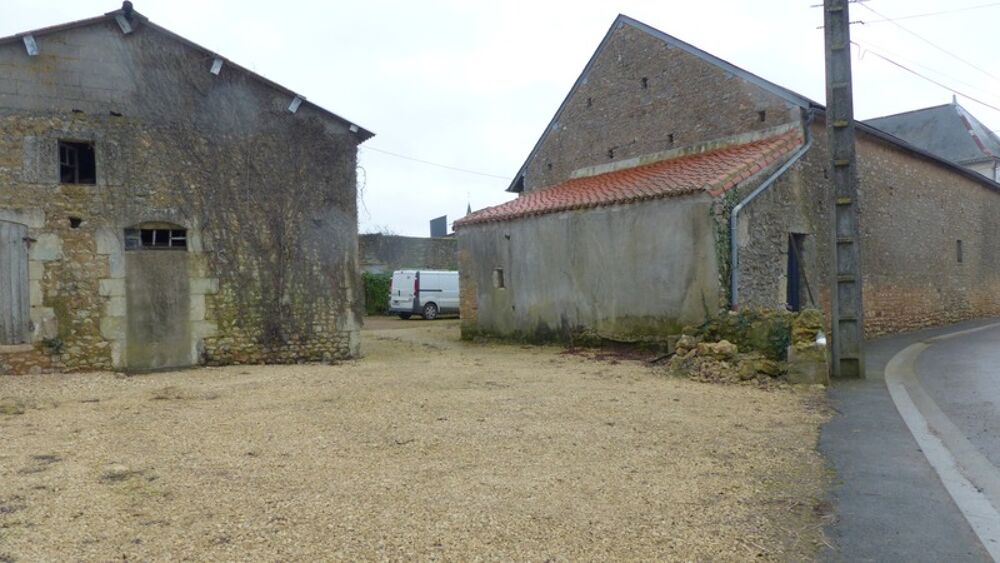 Vente Maison Dpt Deux Sèvres (79), à vendre proche de AIRVAULT maison P5, terrain 1335 m² Airvault