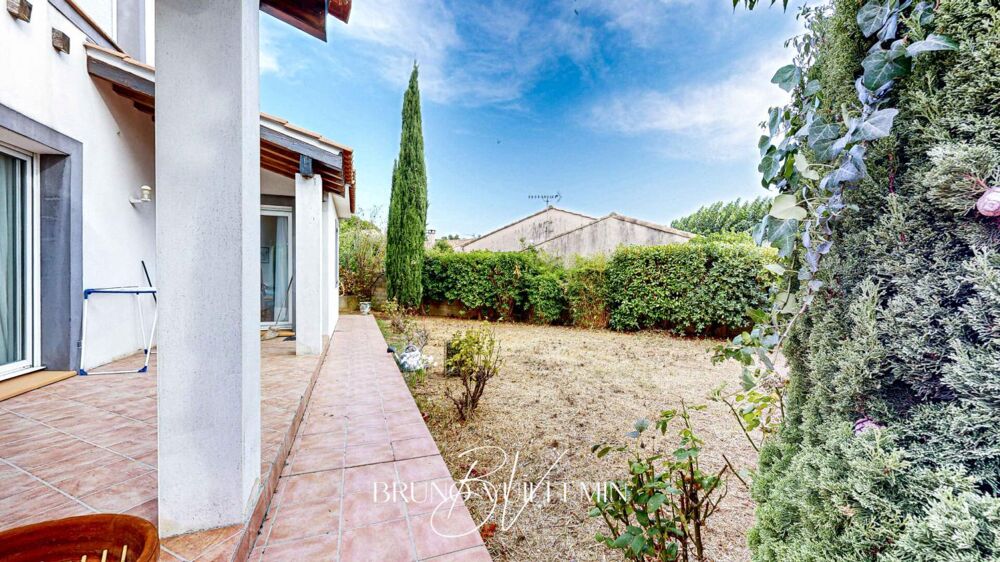 Vente Maison MAISON R+1 avec GARAGE Villemoustaussou
