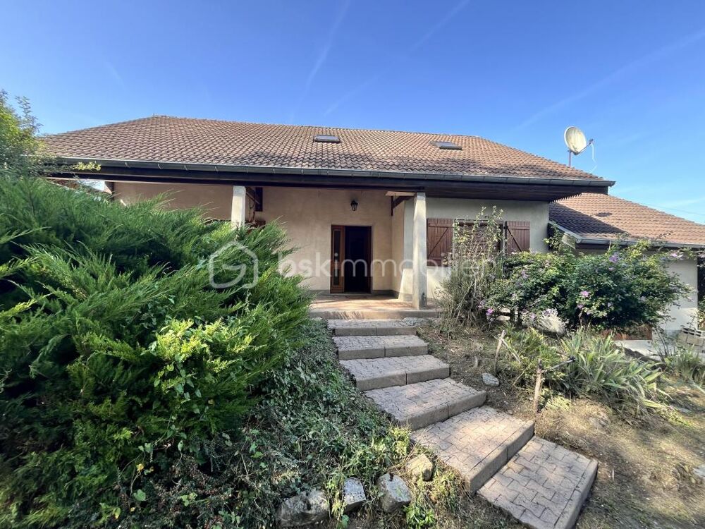 Maison individuelle 125,59 m²  Terrain plat, clos et arboré de 1 564 m²