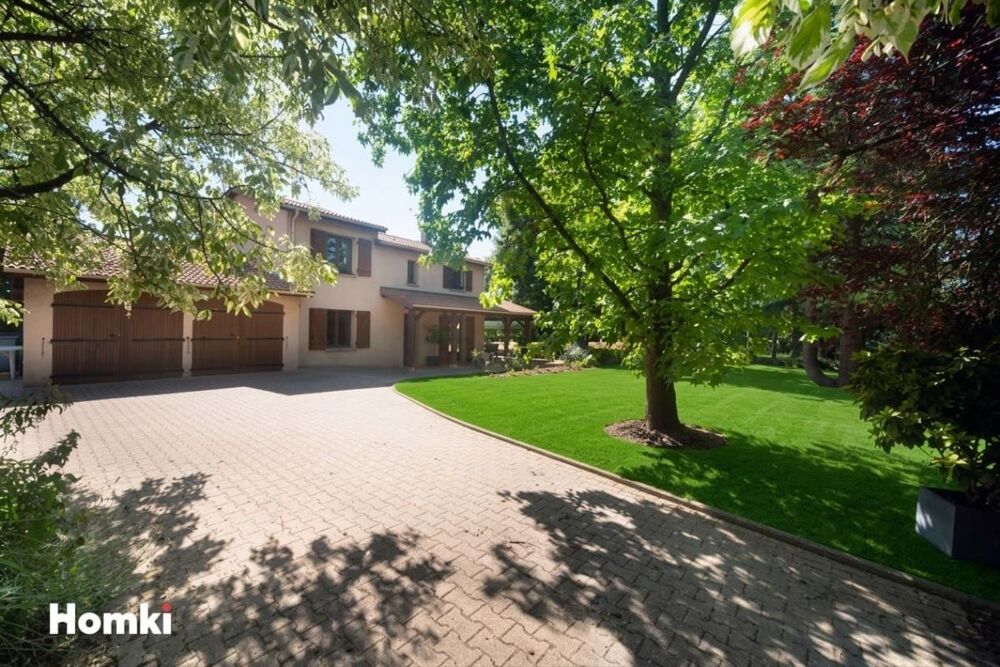 Villa familiale de 150 m² avec piscine à Laiz (01290)  Proche Mâcon, Villefranche et Lyon