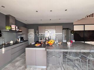  Villa � vendre 7 pi�ces 172 m�