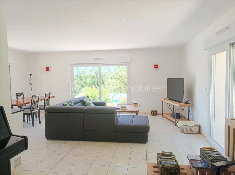 Vente Maison ? Maison à vendre à Salviac – Vue dominante, piscine, dépendances et terrain de 9 529 m² Salviac
